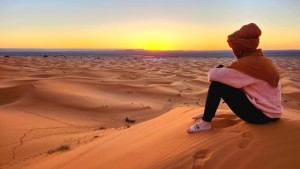 Explorez Merzouga avec Auto-22 : Location de voiture pour une aventure dans le désert